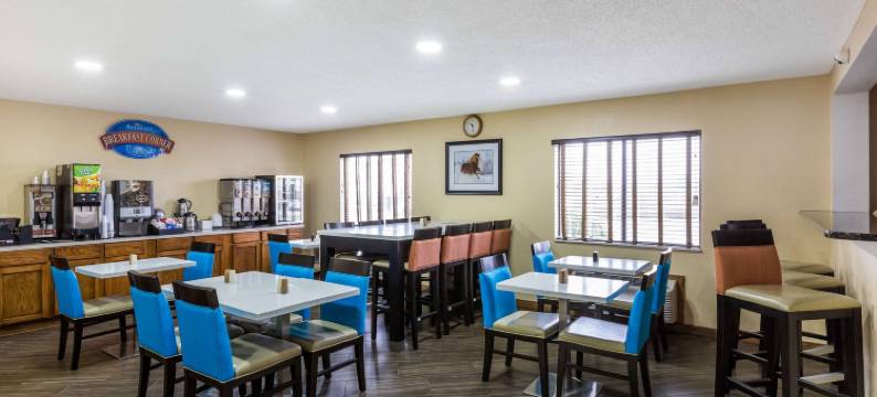 路易斯维尔南I-65温德姆呗盟酒店(Baymont by Wyndham Louisville South I 65)图片