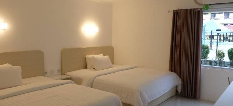 乌尼海滩酒店(Uni Beach Hotel)图片