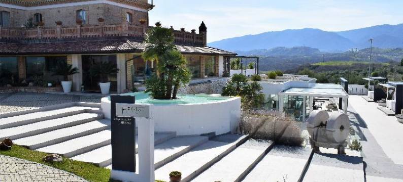 UNA HOTELS 特努塔孔特莎农场和水疗中心 科森扎(Una Hotels Tenuta Contessa Farm & Spa Cosenza)图片