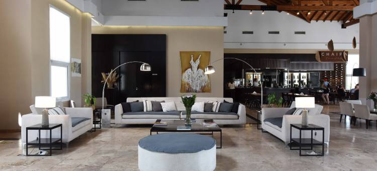 埃塞萨豪生酒店及会议中心(Howard Johnson Resort & Convention Center Ezeiza)图片