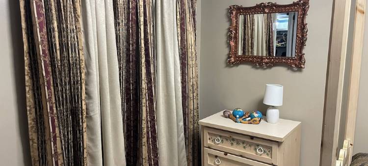 2 bdrm, sleeps 7 apartment. Pet friendly. Pool onsite. Outdoor grill. Hazard, KY图片