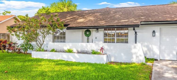 Clean / Beautiful Kitchen / Pool / Close to Beaches图片