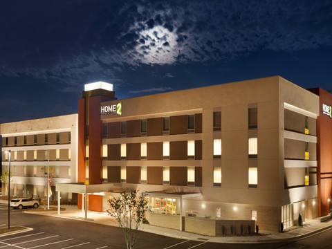 达勒姆教堂山希尔顿惠庭酒店