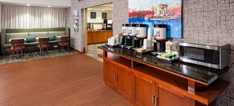 圣路易斯森林公园欢朋套房酒店(Hampton Inn & Suites St. Louis at Forest Park)图片