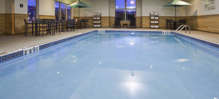 希尔顿欢朋酒店-德卢斯(Hampton Inn by Hilton Duluth Canal Park)图片