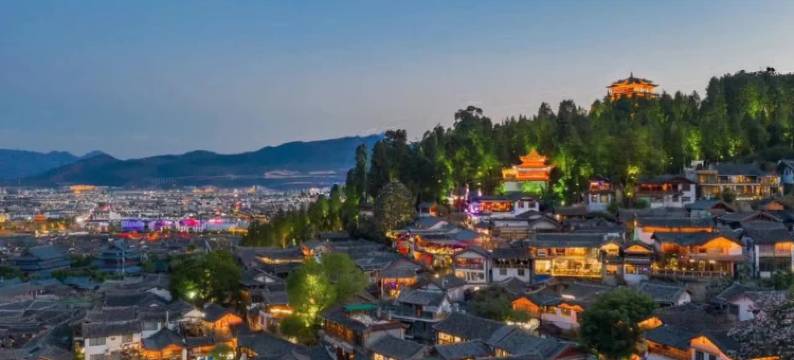 Morishima枫树林·空中花园自然美学设计师美宿(古城大水车店)图片