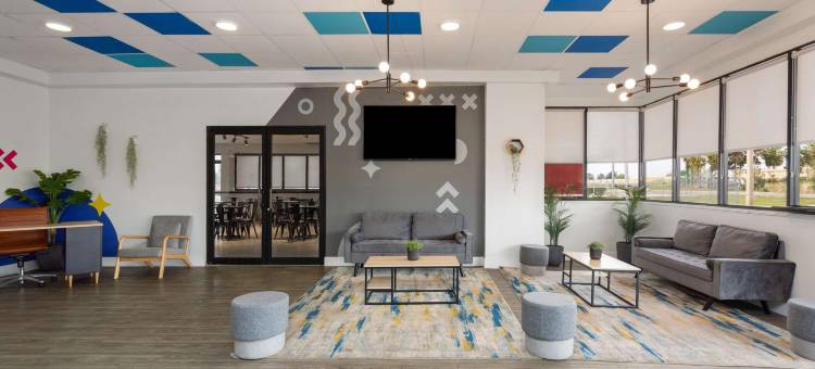 奥兰多市中心开发者旅馆 温德姆Baymont(Baymont by Wyndham Orlando North Millenia)图片