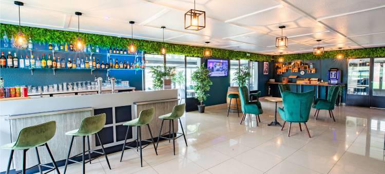 奇亚德瓦伦斯南偌尼斯酒店(Kyriad Valenciennes Sud - Rouvignies)图片