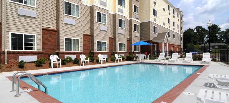 哥伦布/摩尔堡附近温德姆麦客达套房酒店(Microtel Inn & Suites by Wyndham Columbus/Near Fort Moore)图片