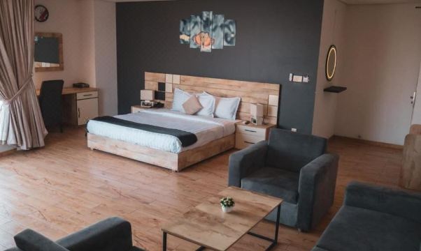 Hotel Star InnHotel Overview