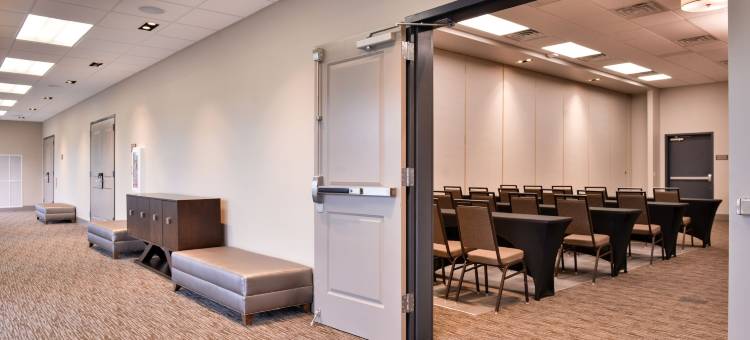 阿特金森堡丽怡酒店(Country Inn & Suites by Radisson, Ft. Atkinson, WI)图片