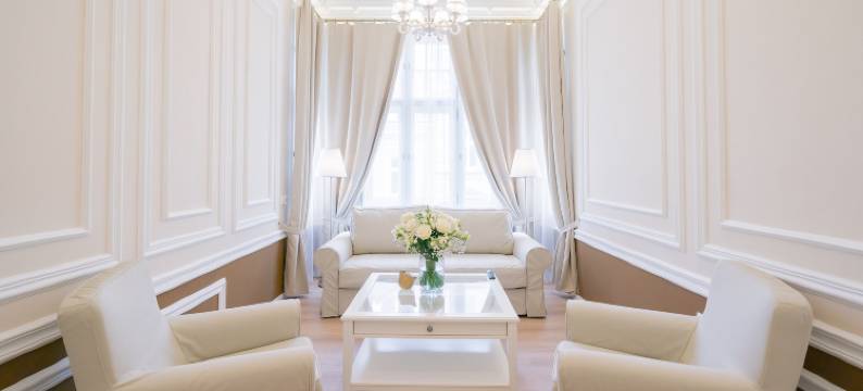 卡罗维发利雷韦顿套房(Revelton Suites Karlovy Vary)图片