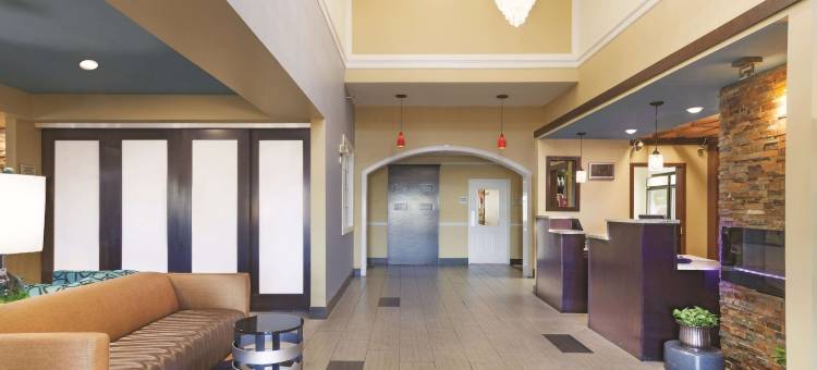 伊丽莎白敦拉昆塔温德姆套房酒店(La Quinta Inn & Suites by Wyndham Elizabethtown)图片