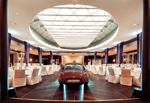 Hotel Maximilian’s Hotel Overview