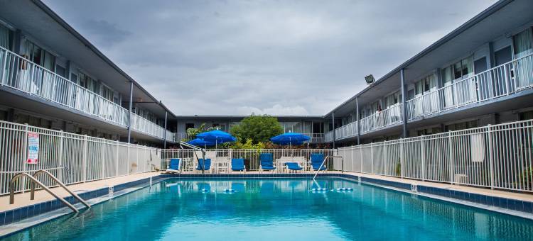 斯图尔特温德姆戴斯酒店(Days Inn by Wyndham Stuart, FL)图片