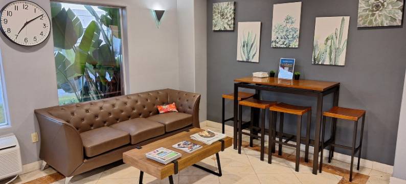 伯班克波托菲诺酒店(Portofino Inn Burbank)图片