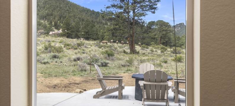 罗基山的宁静 2卧室联排别墅 by RedAwning(Serenity in the Rockies 2 Bedroom Townhouse by RedAwning)图片