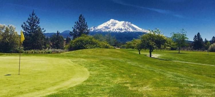 夏丝提娜湖高尔夫度假村(Lake Shastina Golf Resort)图片