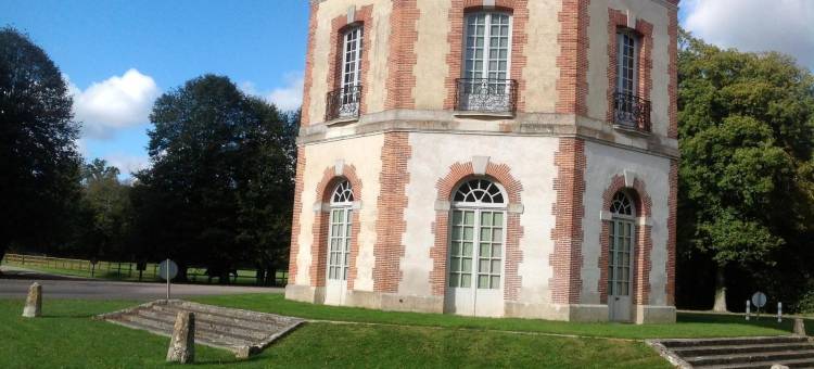 德勒北部拉多塞恩原生酒店(The Originals Access, Hôtel la Dousseine, Dreux Nord)图片