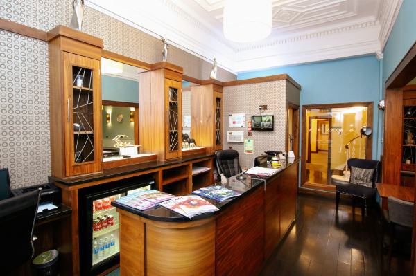 Acorn HotelHotel Overview