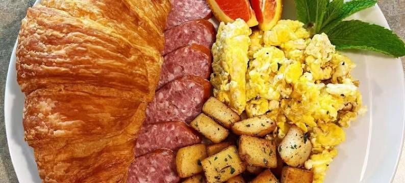 河畔高山汽车旅馆(Rivermount Motel)图片