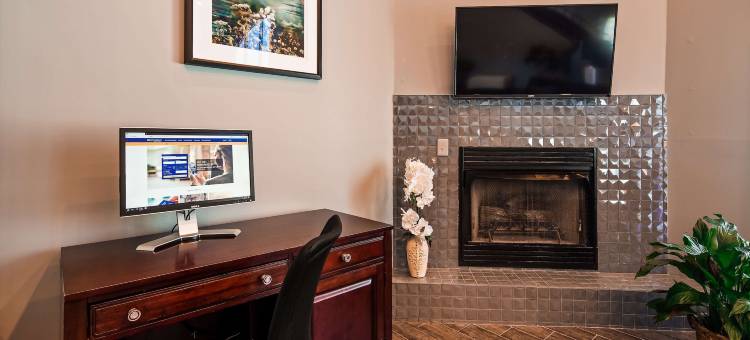 伯特纳克里德穆尔贝斯特韦斯特酒店(Best Western Butner Creedmoor Inn)图片