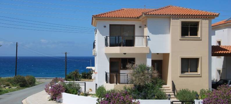 距离海洋仅50米的别墅，适合12人入住，Polis(Villa Only 50m to the Sea, Sleeps 12, Polis)图片