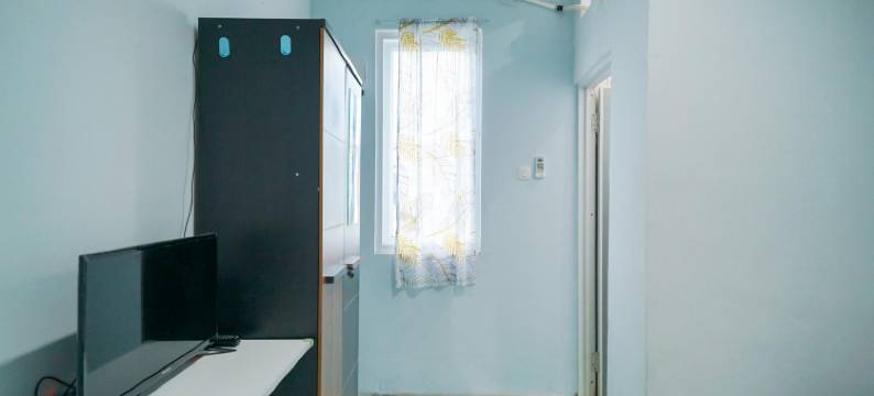 红色伙伴北卡永花园伊斯兰别墅酒店(Pekayon Garden House Syariah RedPartner Near RS Emc Pekayon)图片