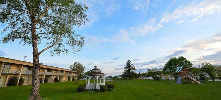 河景套房酒店(Riverview Inn & Suites)图片