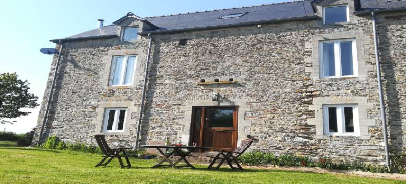 Golden Light Cottage Escape图片