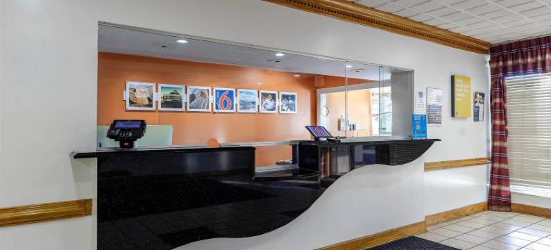 邓弗里斯/康迪科6号汽车旅馆(Motel 6 Dumfries, VA)图片