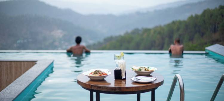 考萨尼的咒山 - 喜马拉雅景观无边泳池度假村(Spellmount - Himalayan View Infinity Pool Resort in Kausani)图片