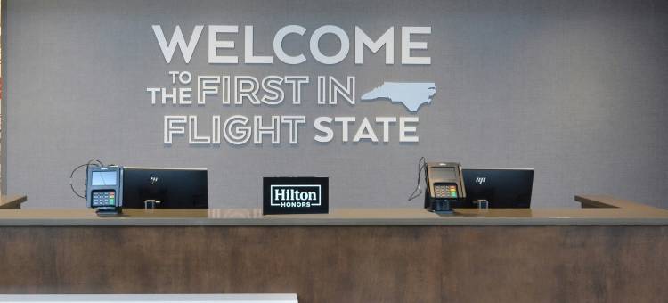 夏洛特北 I 485 希尔顿欢朋套房酒店(Hampton Inn & Suites by Hilton Charlotte North I 485)图片