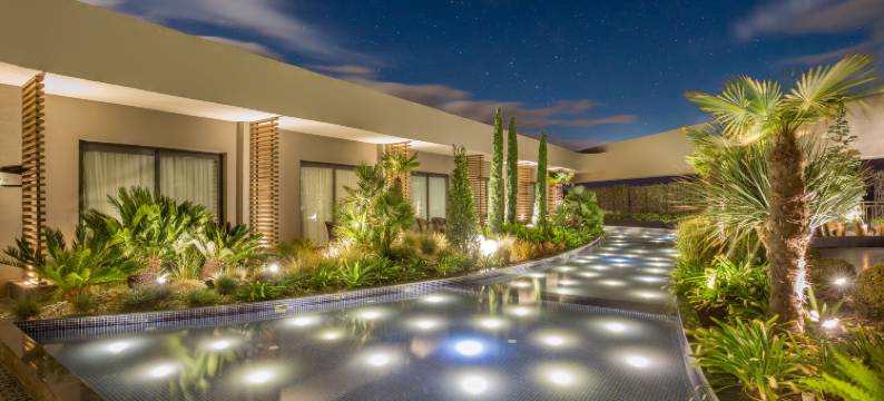 伊兹密尔机场希尔顿逸林酒店(DoubleTree by Hilton Izmir Airport)图片