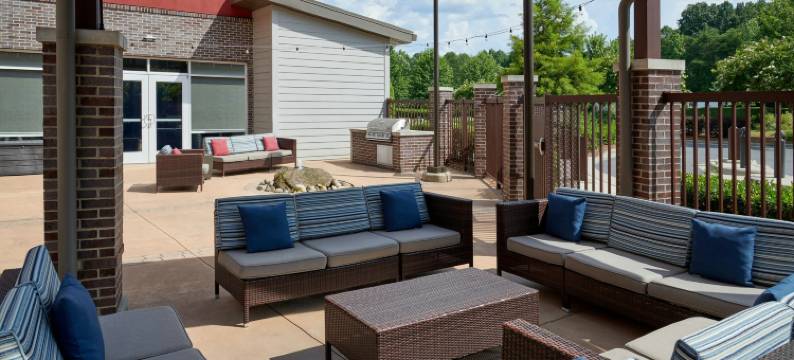 万枫酒店及套房夏洛特机场(Fairfield Inn & Suites Charlotte Airport)图片