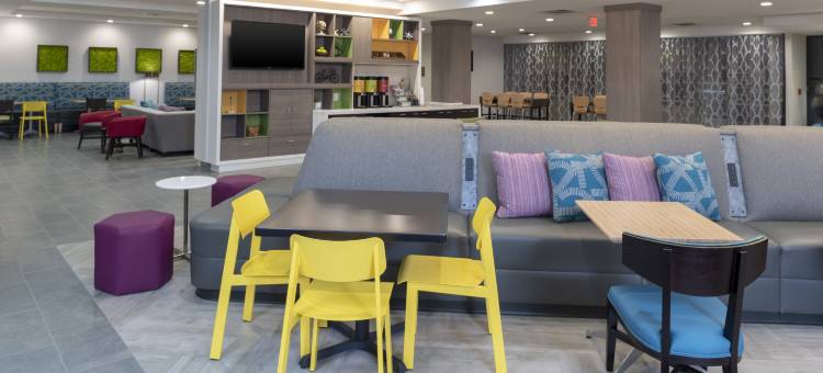 印第安纳波利斯机场希尔顿欢朋套房酒店(Home2 Suites by Hilton Indianapolis Airport)图片