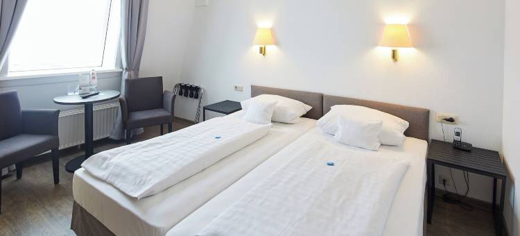 克灵格霍菲尔酒店(Hotel Klingelhöffer)图片