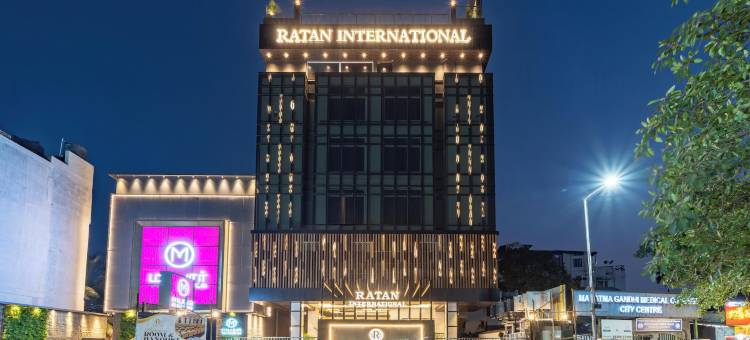 拉坦国际酒店(Ratan International)图片