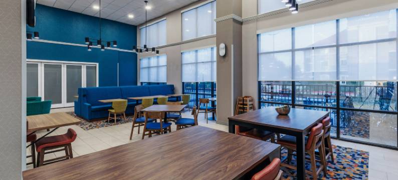 休斯顿西北汤博尔欢朋套房酒店(Hampton Inn & Suites by Hilton Tomball Houston NW)图片