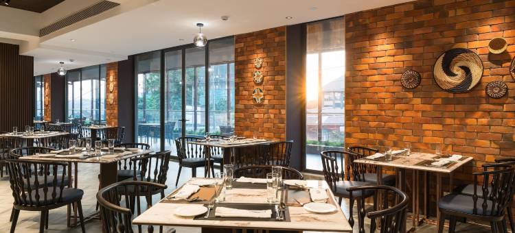 巴穆斯萨罗瓦尔波提科坎培拉(Bamus Sarovar Portico Kampala)图片