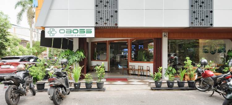 红多兹酒店-近巴淡岛名古屋山购物中心5号(Reddoorz Near Nagoya Hill Mall Batam 5)图片