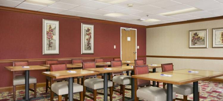 豪布斯塔德美吟酒店/埃文斯维尔北(Baymont by Wyndham Evansville North/Haubstadt)图片