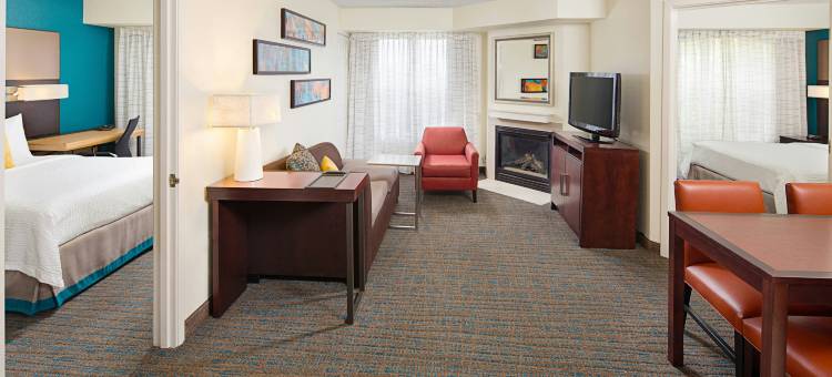 底特律利沃尼亚居家酒店(Residence Inn Detroit Livonia)图片