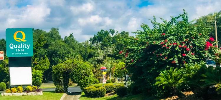 凯艺酒店-近海牛泉州立公园(Quality Inn Near Manatee Springs State Park)图片