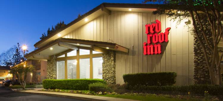 圣迪马斯红顶酒店-展览中心(Red Roof Inn San Dimas - Fairplex)图片