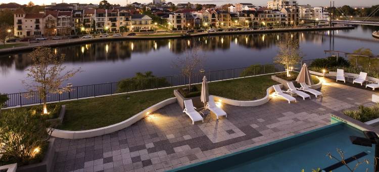 东珀斯套房酒店(East Perth Suites Hotel)图片