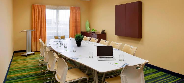 多伦多米西索加万豪万枫酒店(Fairfield Inn & Suites Toronto Mississauga)图片