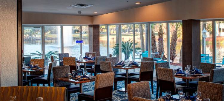 杰克逊维尔机场希尔顿逸林酒店(DoubleTree by Hilton Hotel Jacksonville Airport)图片
