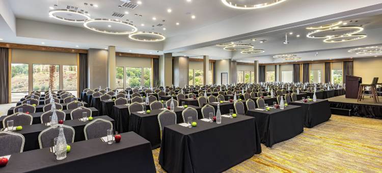 波莫那希尔顿逸林酒店(Doubletree by Hilton Pomona)图片