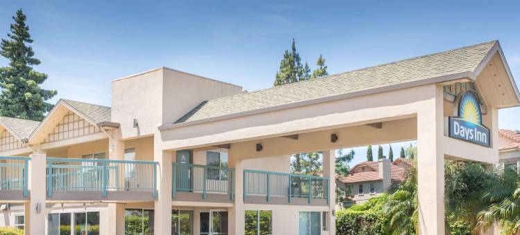 红木城戴斯酒店(Days Inn by Wyndham Redwood City)图片